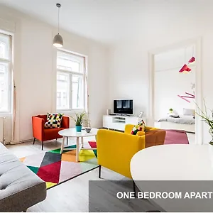 Bpr Art Of Rainbow Apartamento Budapest